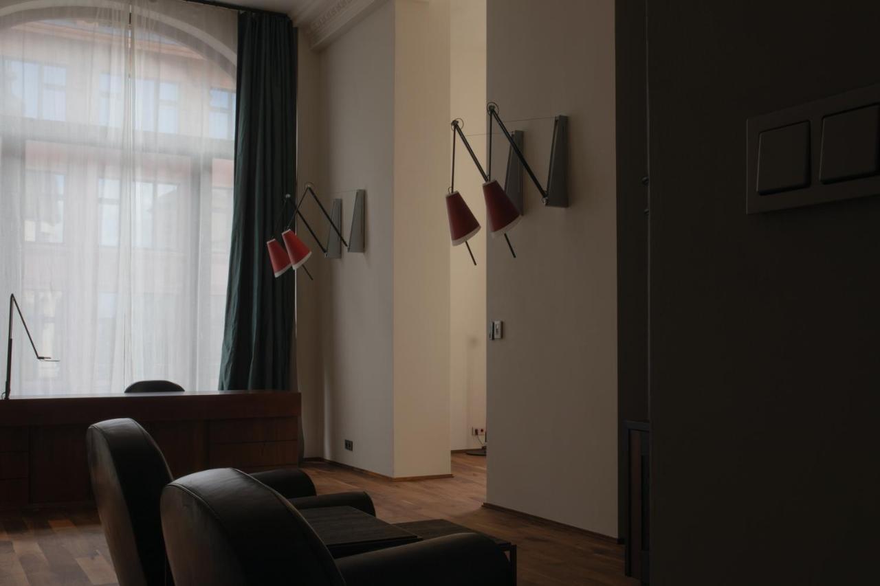 Hotel Monopol Wrocław Kültér fotó A room in the German National Museum of Music