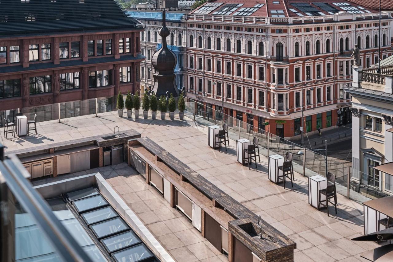 Hotel Monopol Wrocław Kültér fotó The new station building